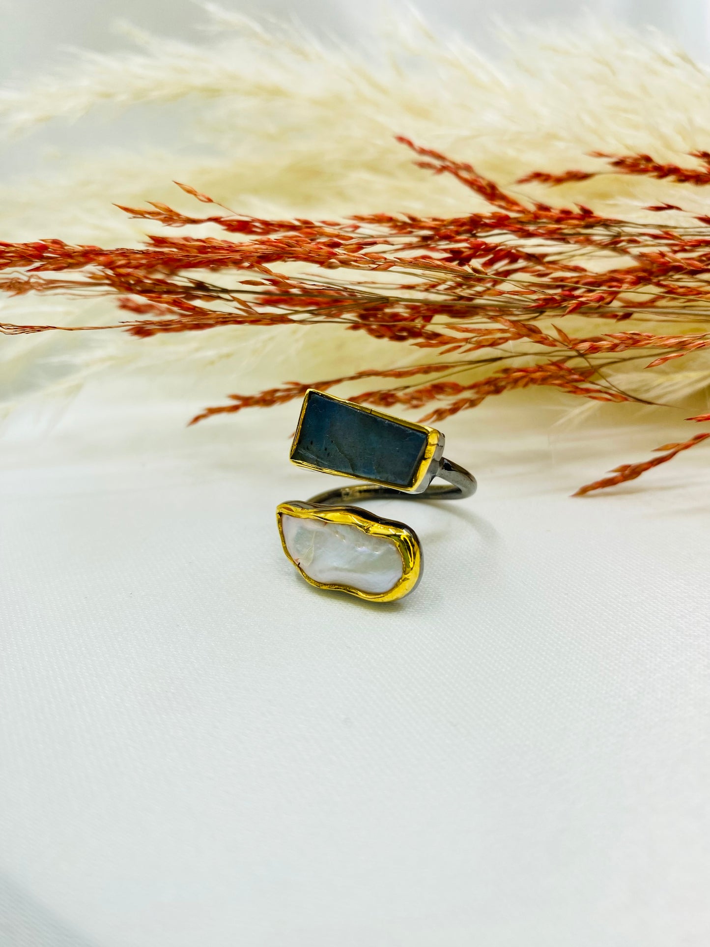 Natural Labradorite and Pearl silver Ring